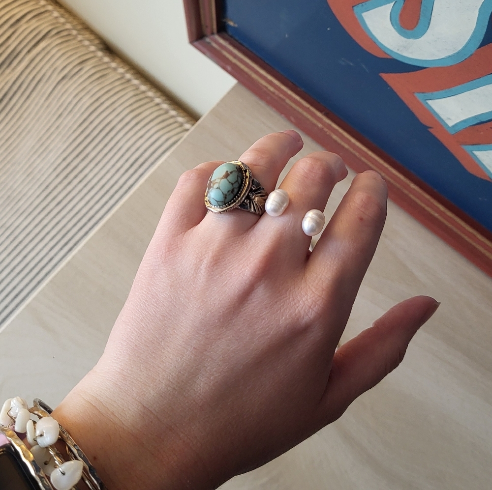 ERTH Two Pearls Ring With 14k Gold Ring Band